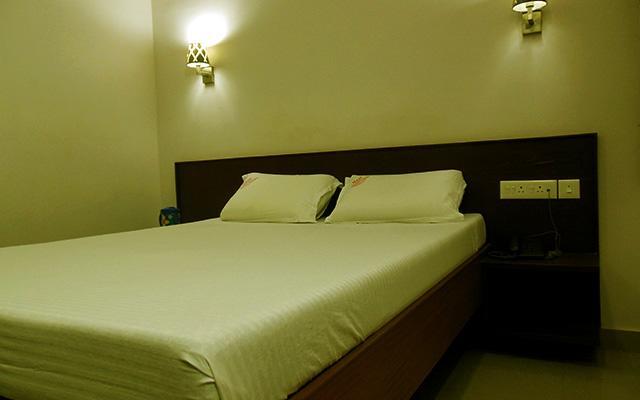 Nest Guest House ปอนดิเชอรี ภายนอก รูปภาพ