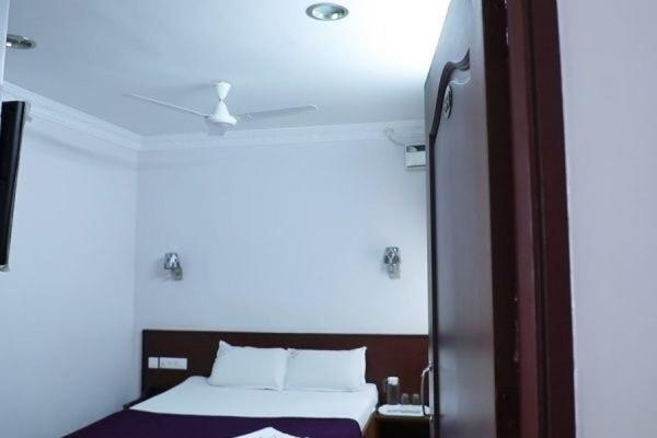 Nest Guest House ปอนดิเชอรี ภายนอก รูปภาพ